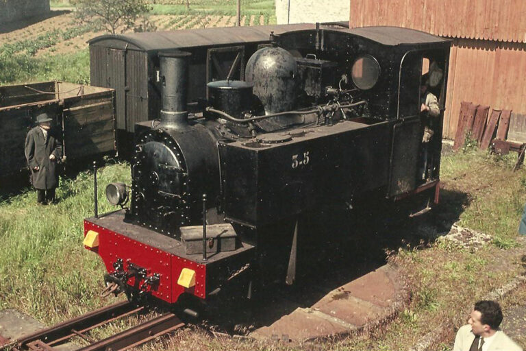 Locomotive 3-5 photo2